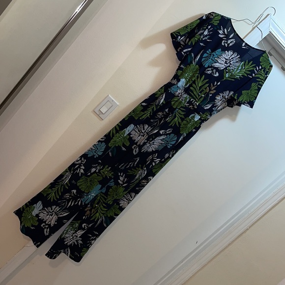 Tropical flowy jumpsuit - Picture 7 of 11